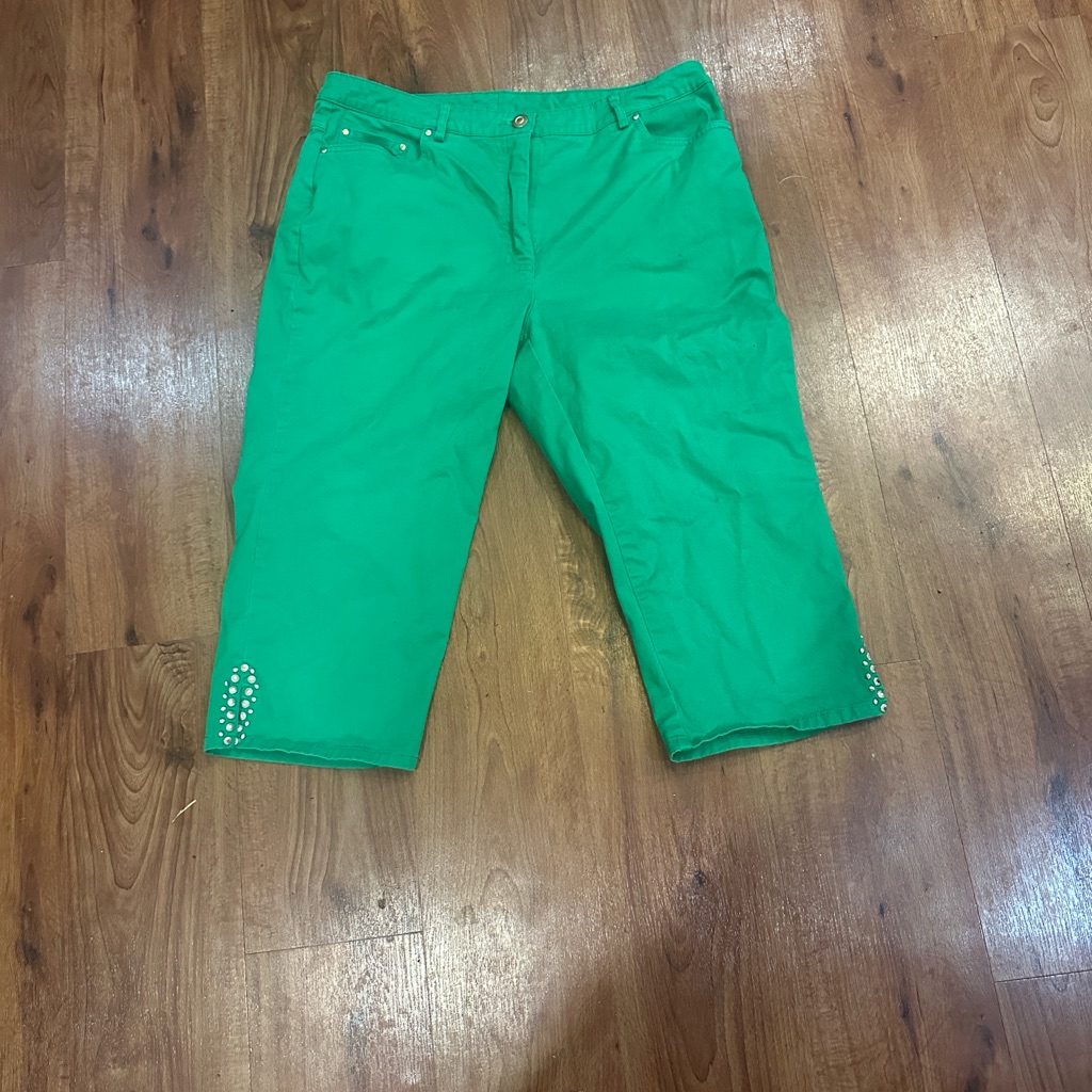 Ruby Rd. Emerald Green Capris
